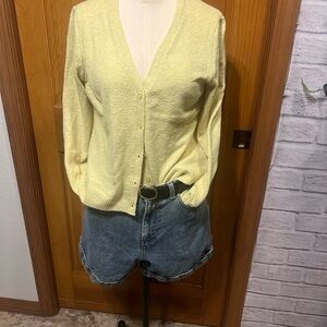 Preppy V Neck Knit Cardigan l Soft Yellow l Sz L l Lightweight